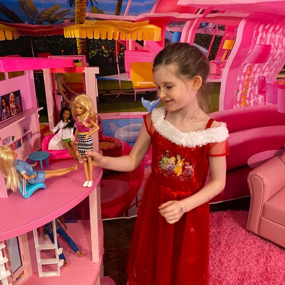 Disney Princess Red Kids Costume or sleepwear. - Picture 3 of 10